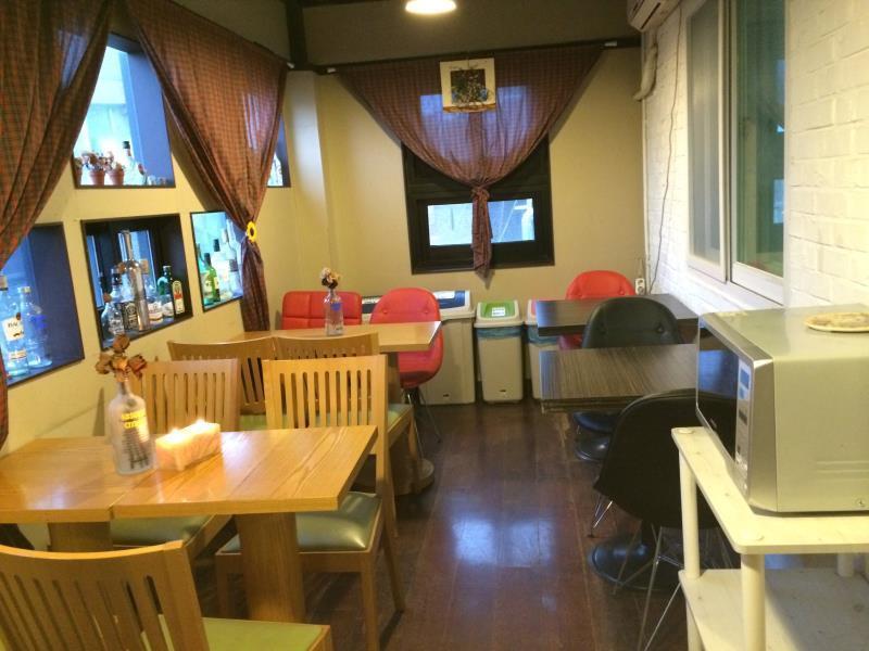 Comeinn Guesthouse Hongdae - Female Only Seoul Exterior foto