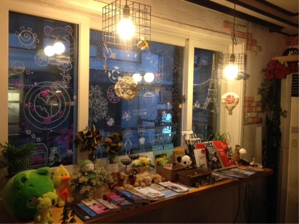 Comeinn Guesthouse Hongdae - Female Only Seoul Exterior foto