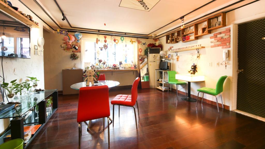 Comeinn Guesthouse Hongdae - Female Only Seoul Exterior foto