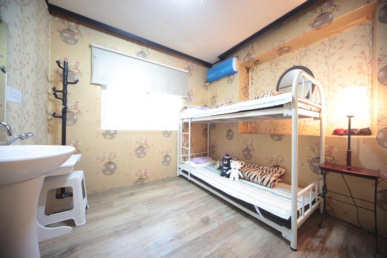 Comeinn Guesthouse Hongdae - Female Only Seoul Exterior foto