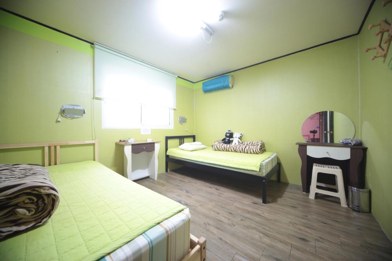 Comeinn Guesthouse Hongdae - Female Only Seoul Exterior foto